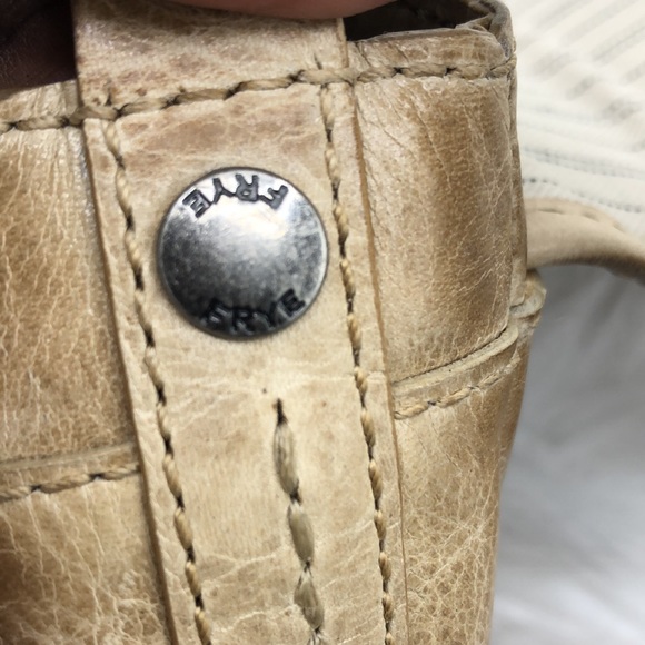 frye saddle bag Crossbody Magnetic snap closure Women’s 7X7” Close - Picture 4 of 12